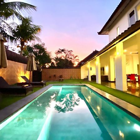 Villa Julia | Heart Of Seminyak | 350M Beach المظهر الخارجي الصورة