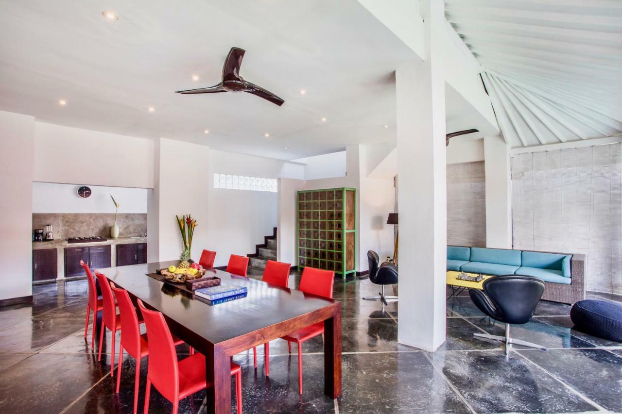 Villa Julia | Heart Of Seminyak | 350M Beach المظهر الخارجي الصورة